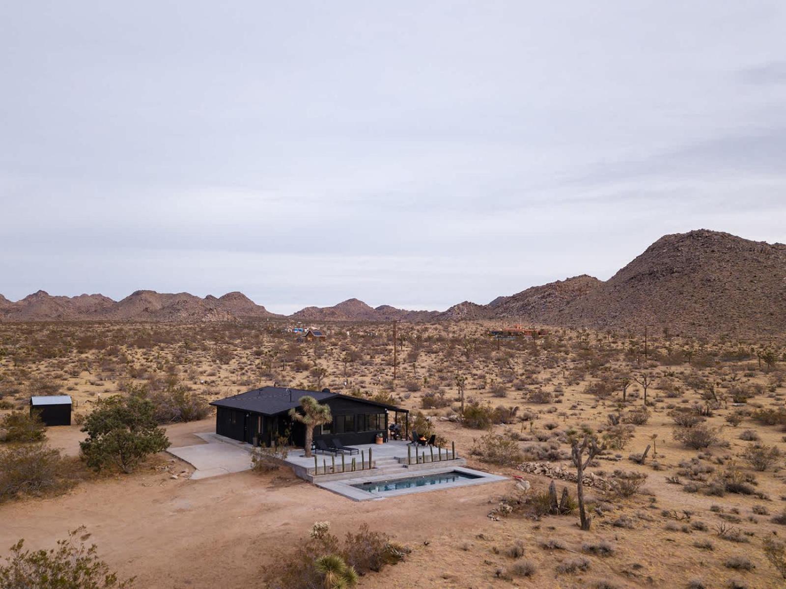 Sacred Haven L Cabin W Cowboy Pool At Park Entrance โจชัวทรี ภายนอก รูปภาพ